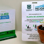 Escarapela de papel semilla personalizada para congresos y campañas ambientales.